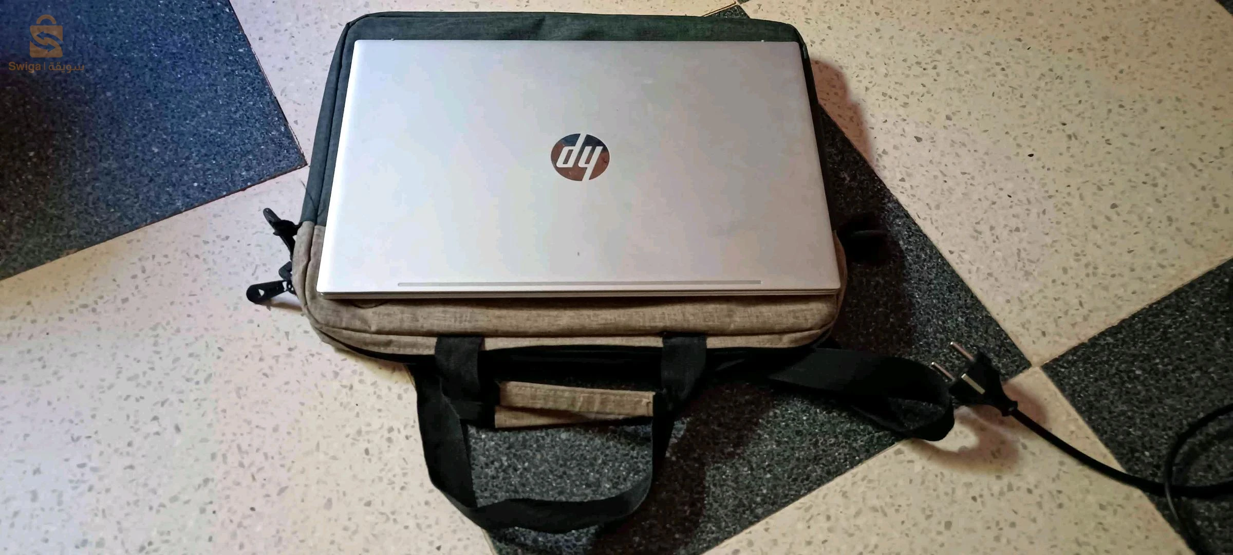 LAPTOP HP PAVILION