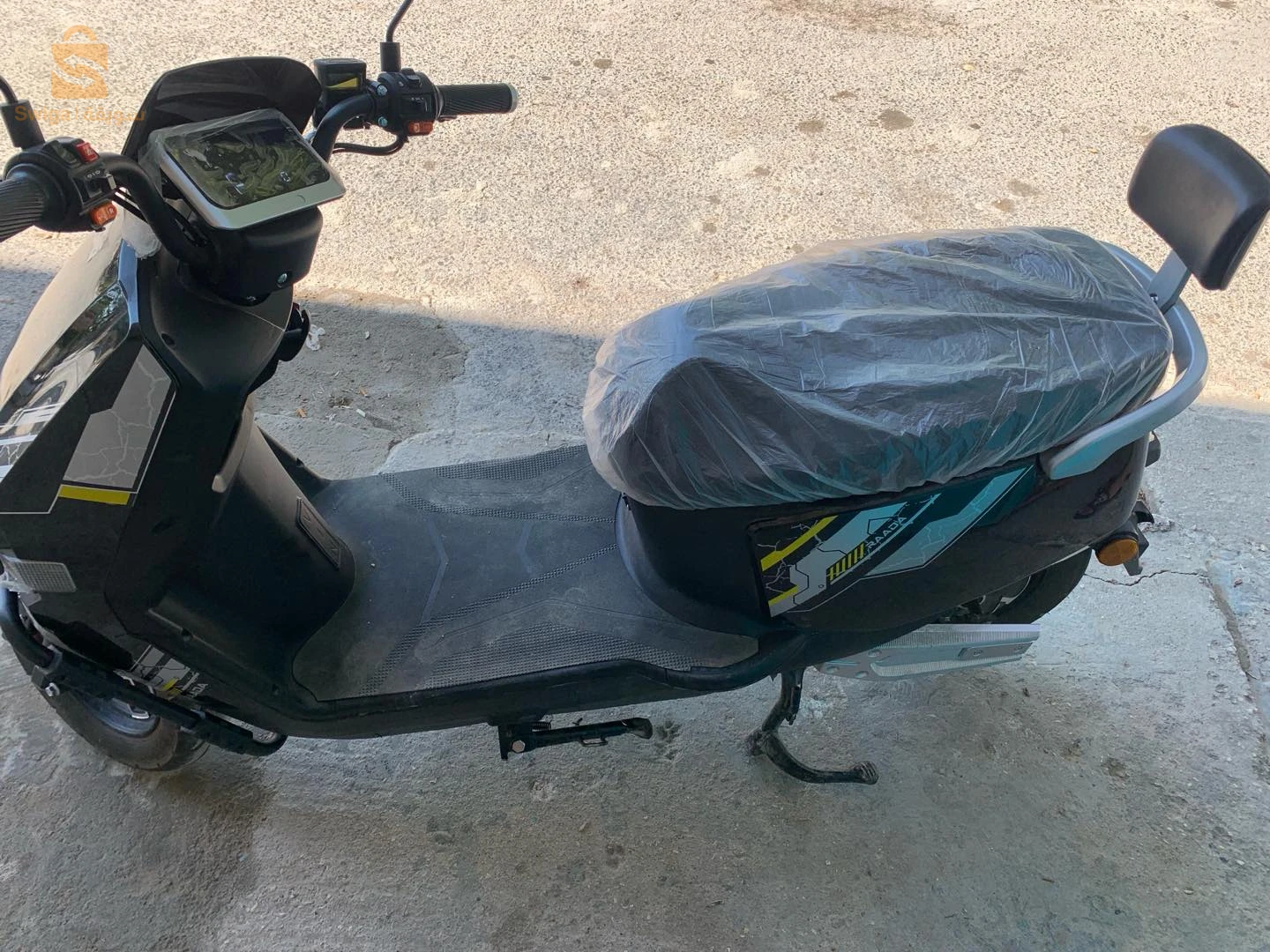 Moto électrique DORA (RAADA)