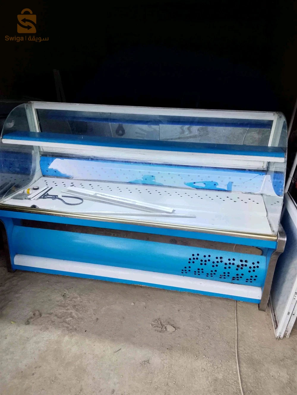 بريزونتوار جديد زوز مترات حاجة ملاحة يبرد مشاء الله  
0668042291