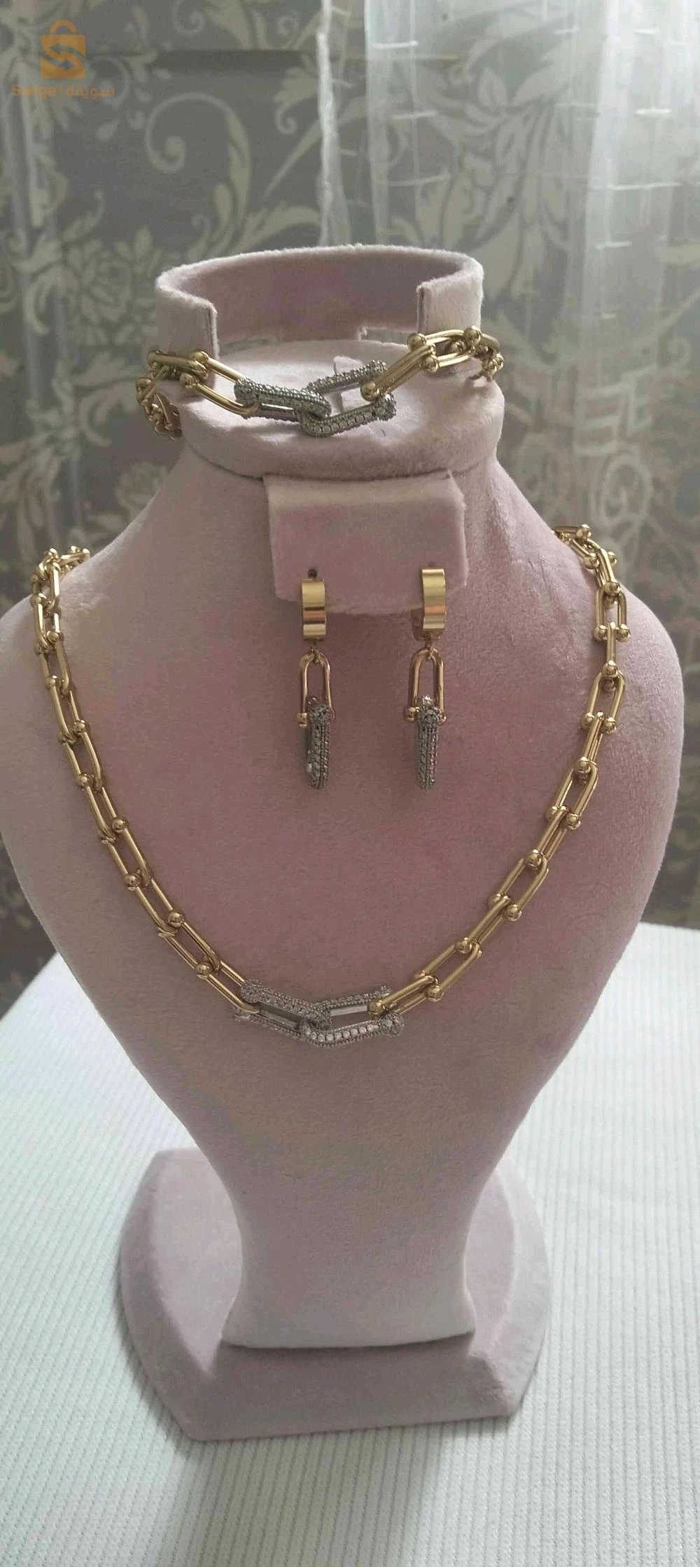 اكسسورات نسائية بسعر سباب