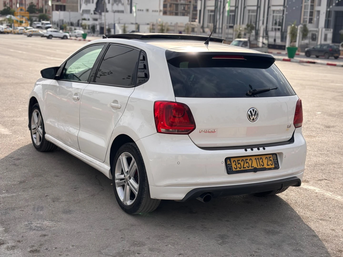 Volkswagen Polo 2013 CONSTANTINE