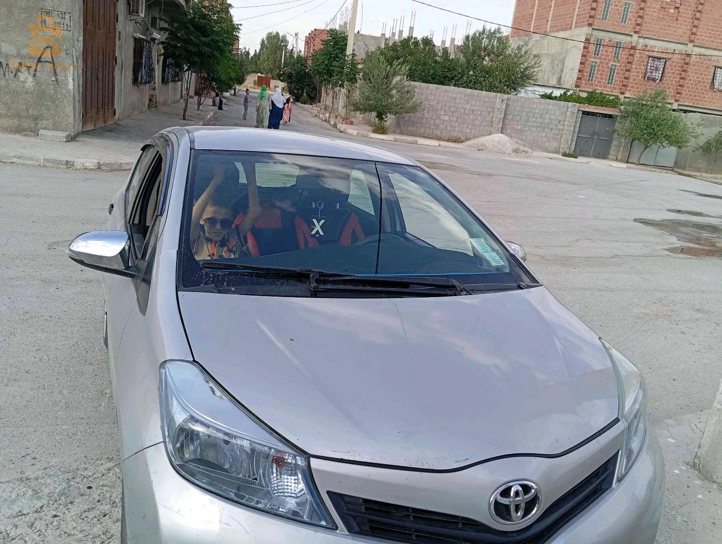 Toyota Auris 2013 OUM EL BOUAGHI
