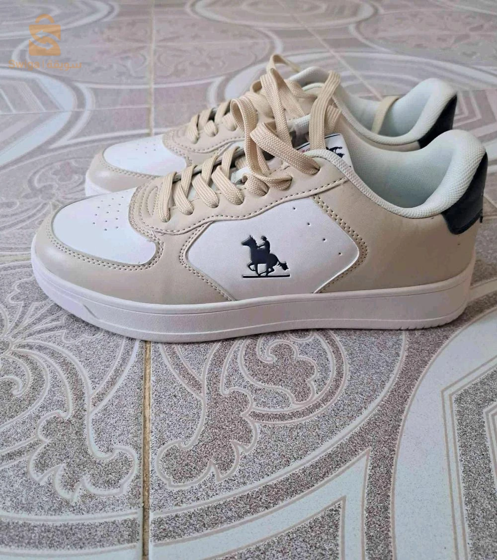 des chaussures Ralph Lauren