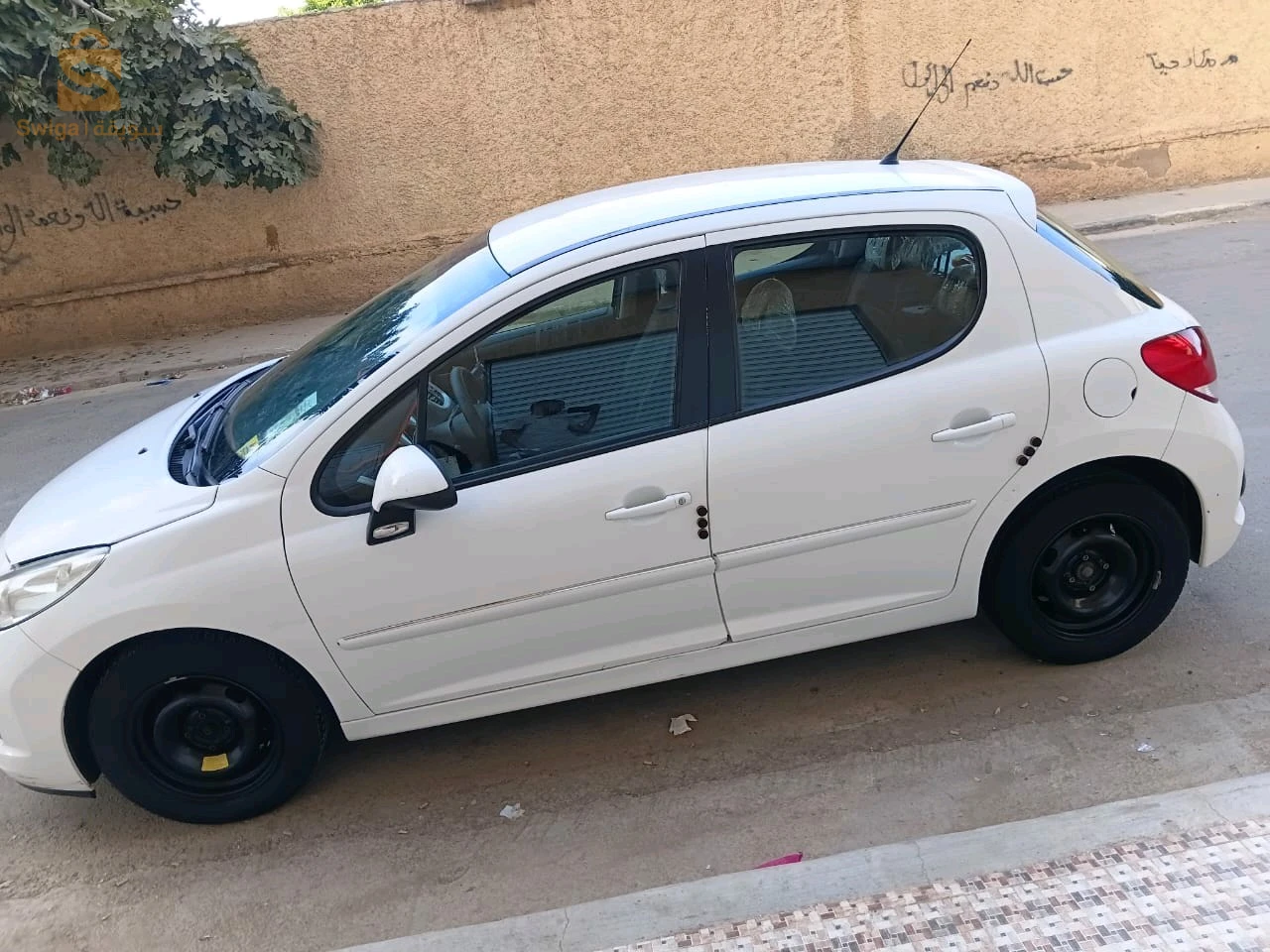 Peugeot 207 2012 MASCARA