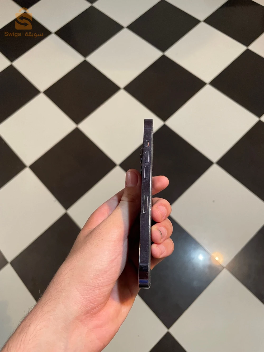 iPhone 14pro purple