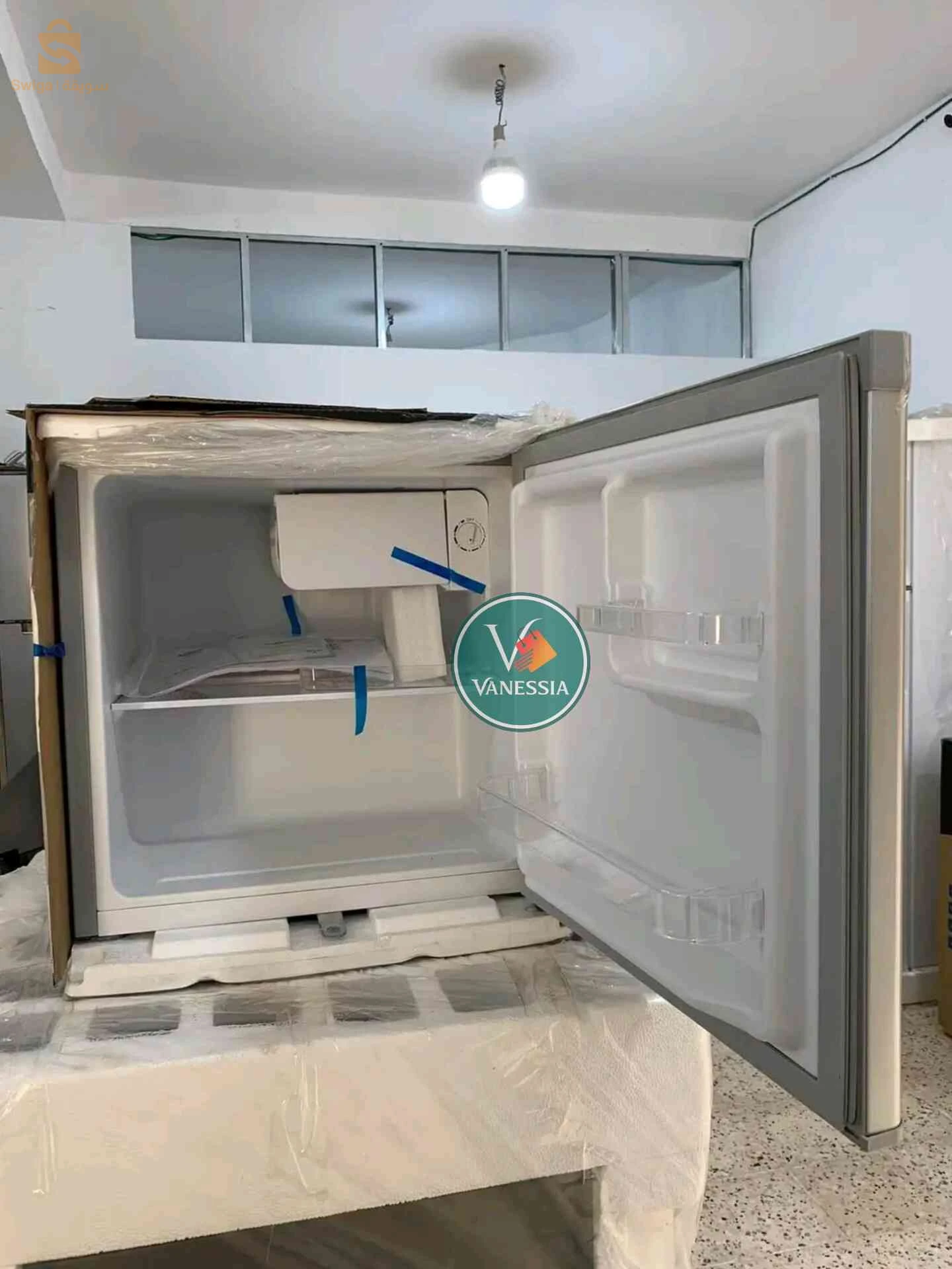 ميني بار رايلان أسود رمادي أبيض
Mini Bar Raylan NoireGris Blanc