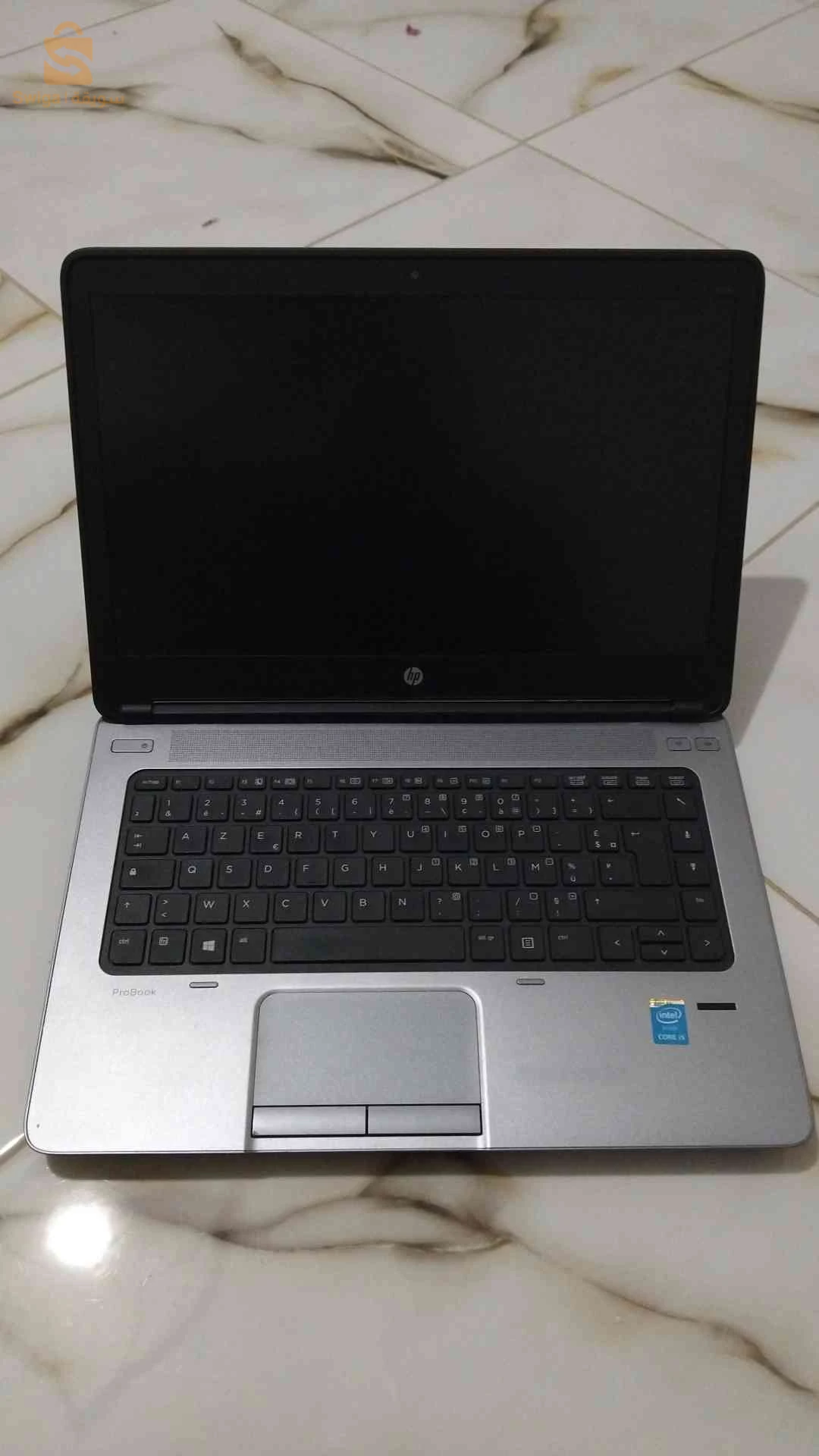 💻 الموديل: HP ProBook 640 G1
⚙️ المعالج: Intel Core i5-4210M
🧬 الجيل: الرابع
🔥 الأنوية: 2 Cores / 4 Threads
⚡ السرعة: 2.60 GHz، حتى 3.20 GHz Turbo
🧠 RAM: 4 GB DDR3
🎮 كارت الشاشة: Intel HD Graphics 4600
🖥️ الشاشة: 14 بوصة