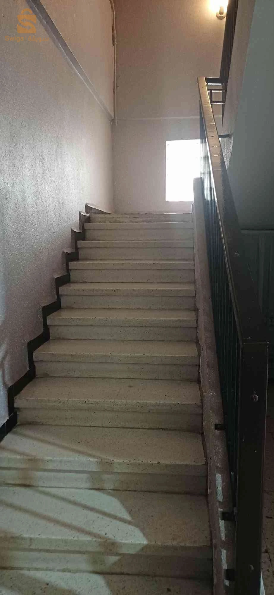 0562698533