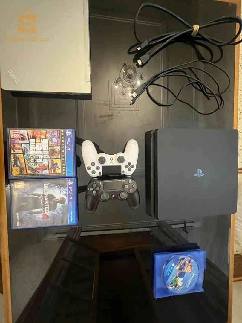PS4 slim