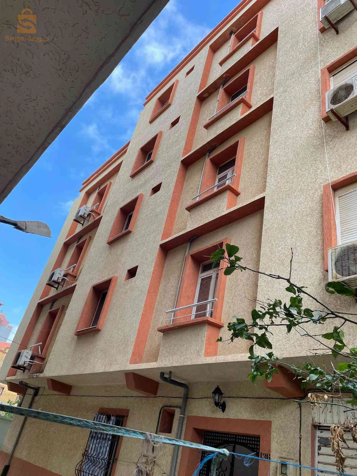 بيع عمارة على شاطئ البحر بولاية جيجل بلدية اولاد بوالنار