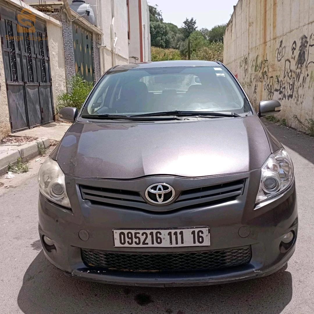 تويوتا Auris 2011 الجزائر