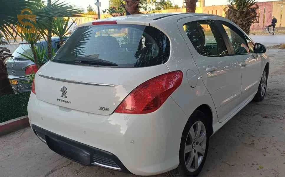 بيجو 308 2013 الطارف