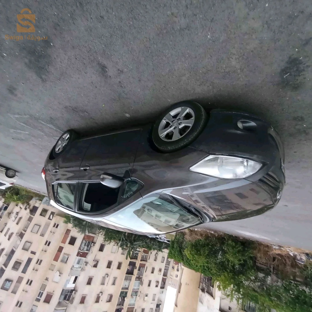 Toyota Yaris 2011 ALGER