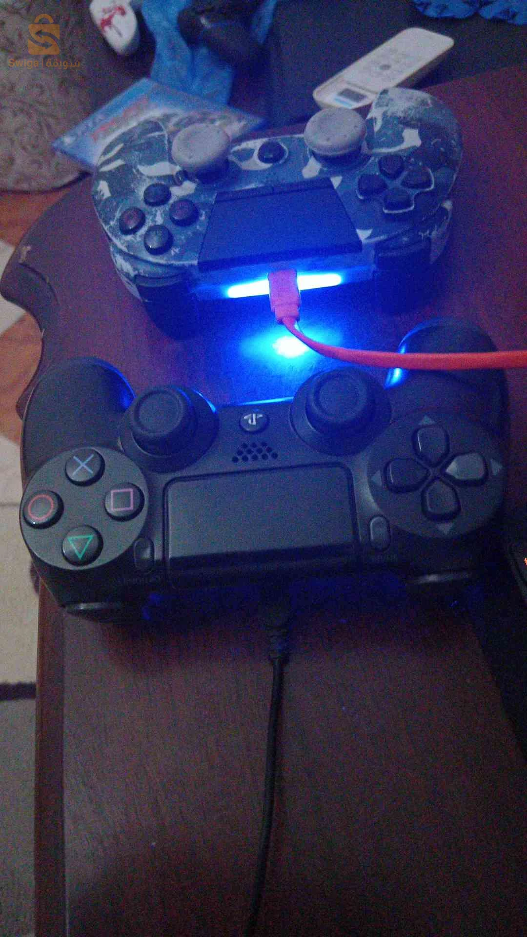 بيع جهاز PS4 Slim flachée