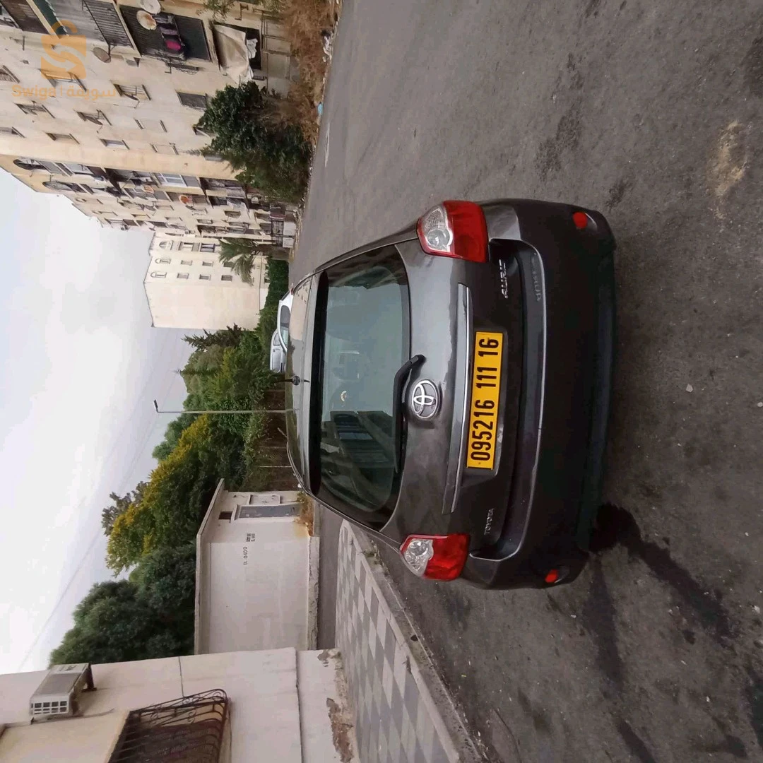 Toyota Yaris 2011 ALGER