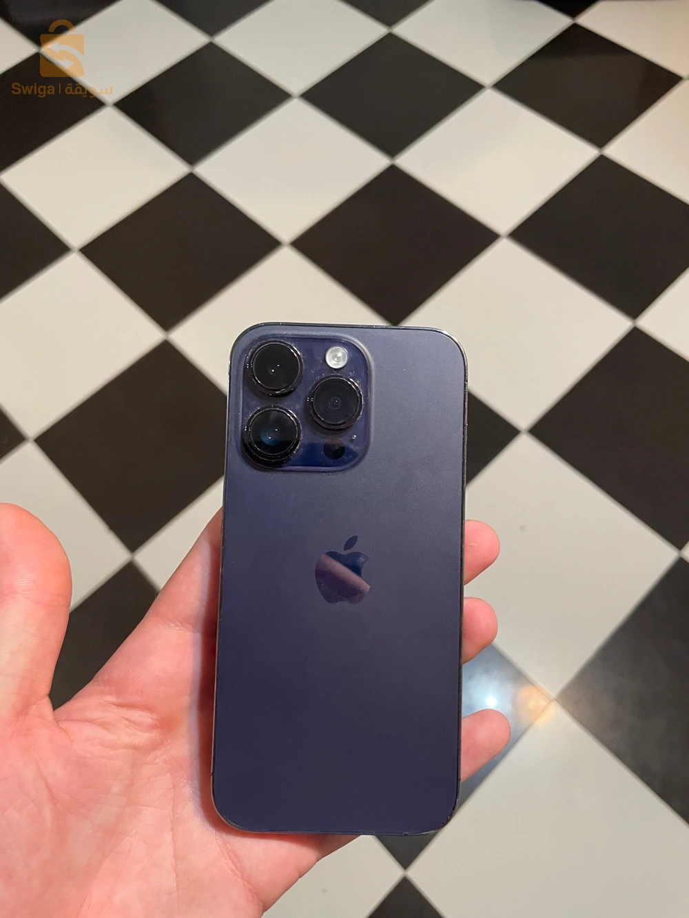 iPhone 14pro purple