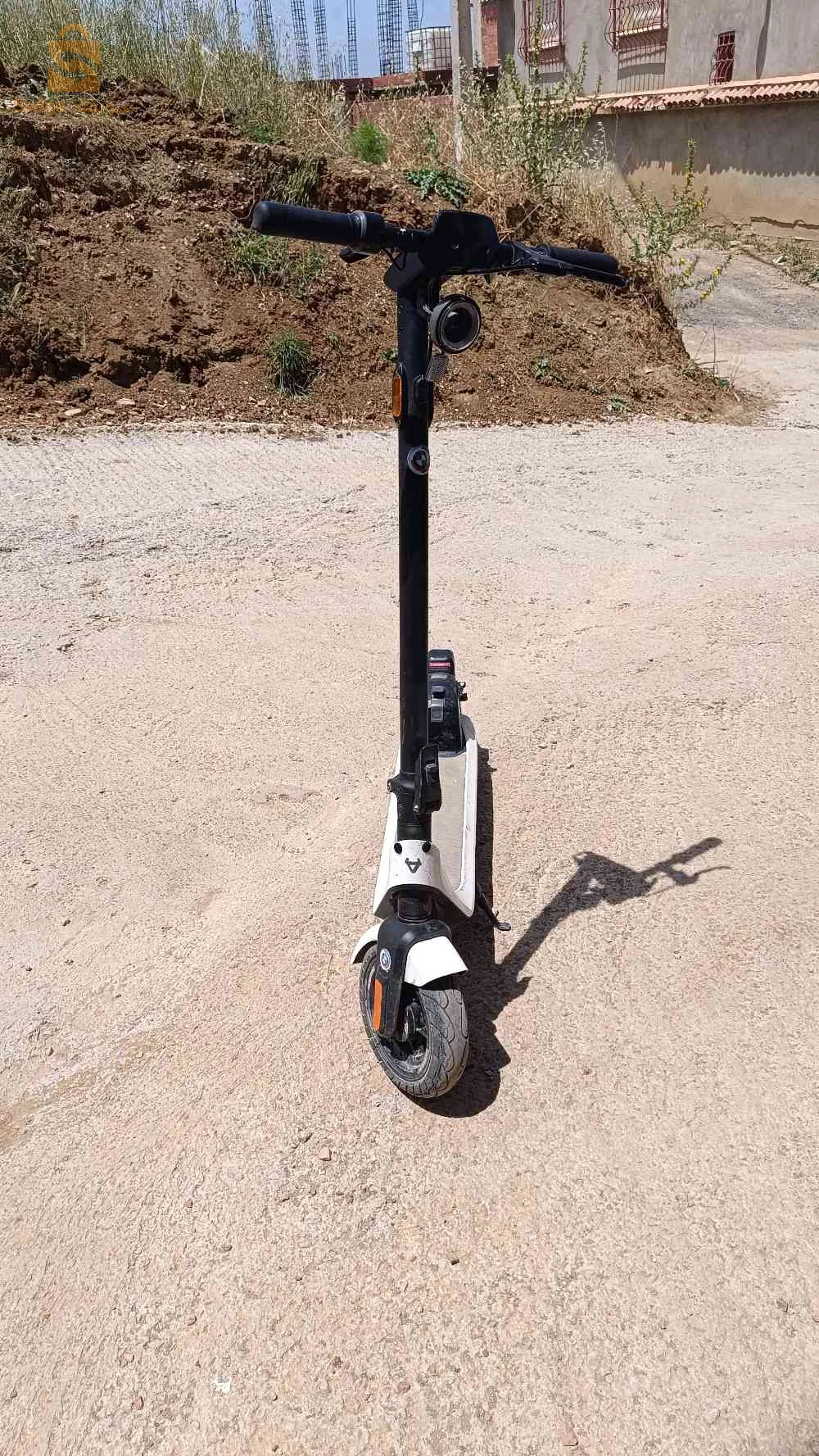 Trottinette électrique NIU KQi2 Pro - 30km autonomie