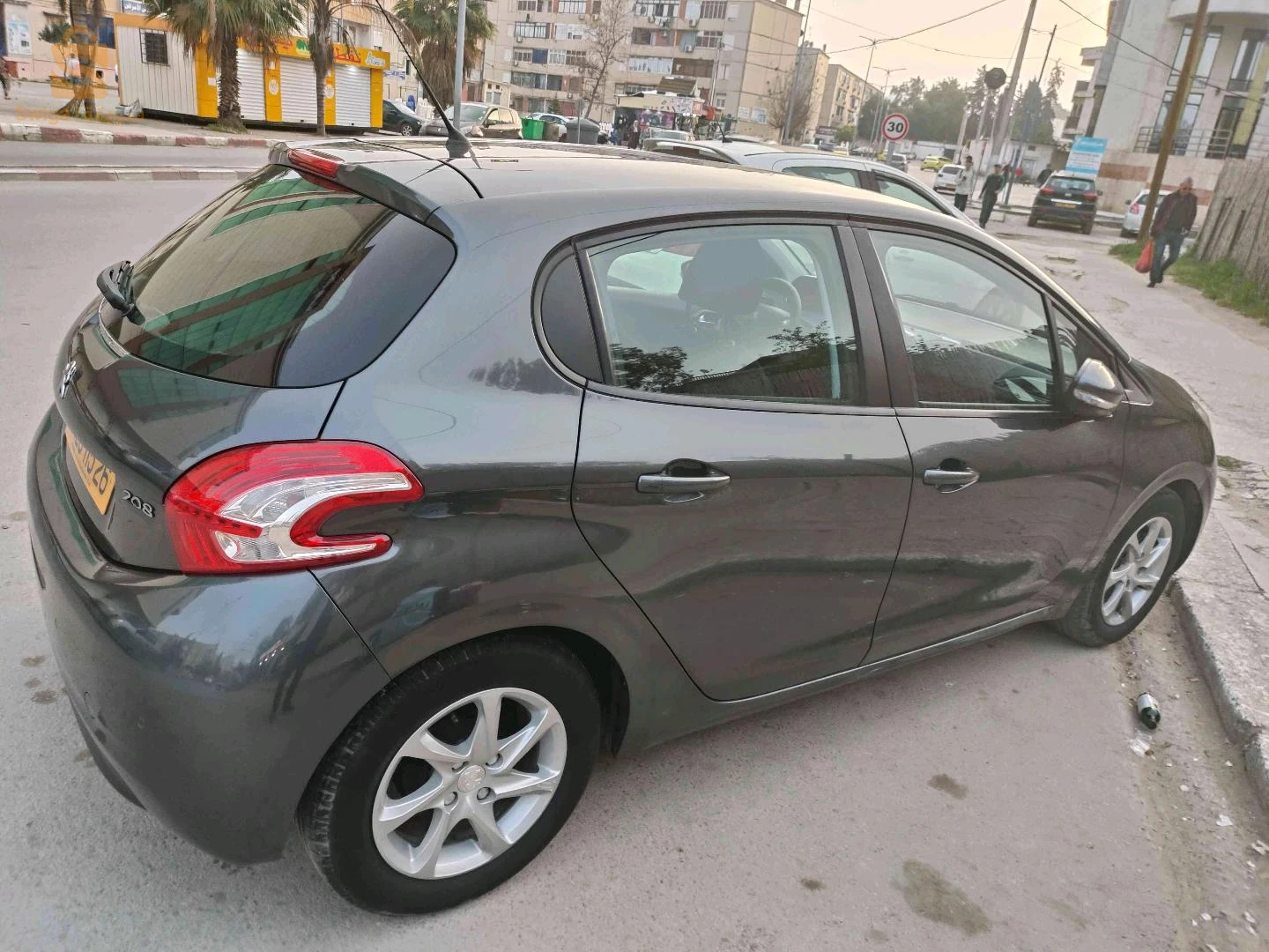 Peugeot 208 2015 SKIKDA