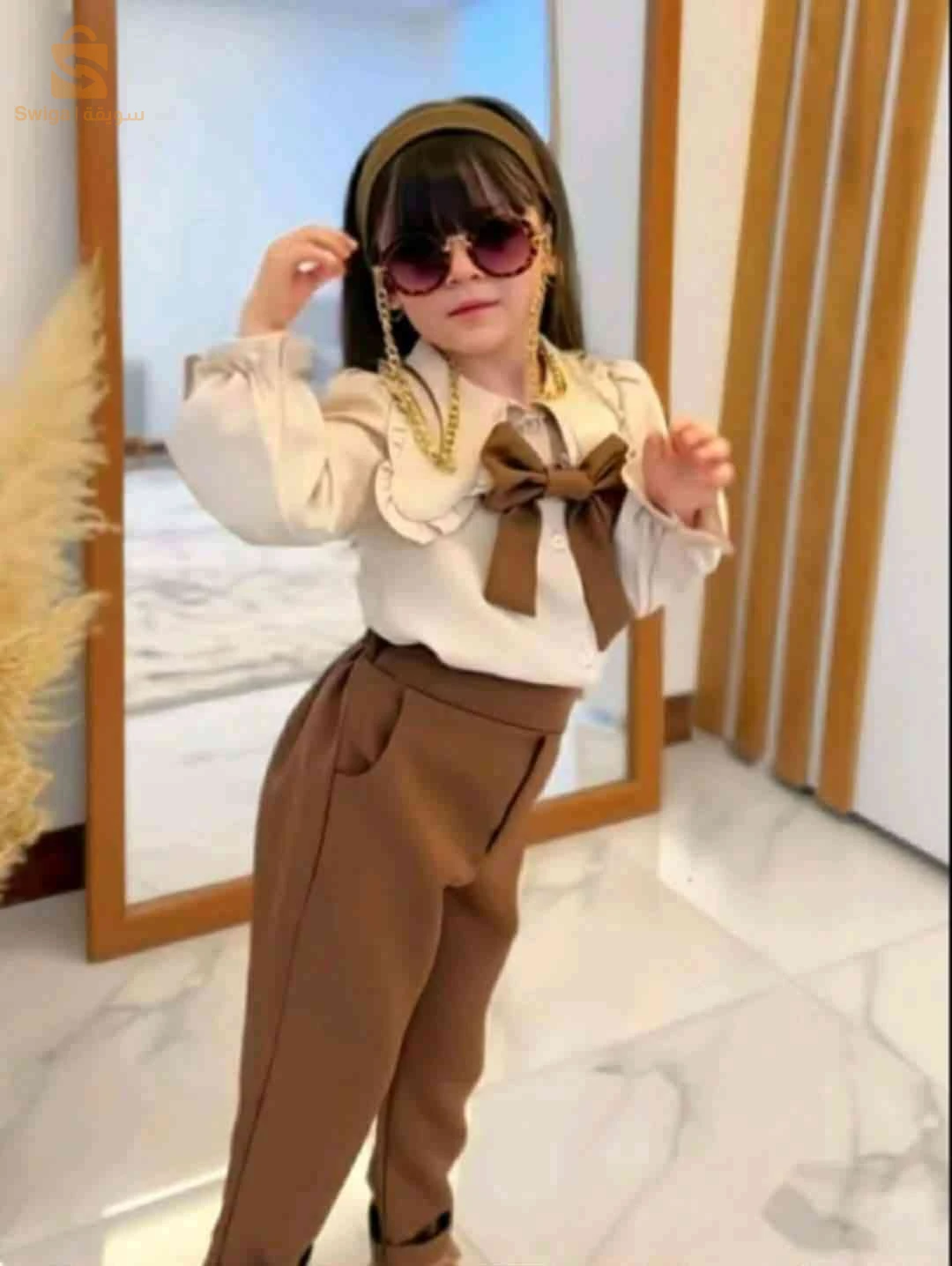 👑 إطلالة الأميرة الصغيرة.. فخامة ونعومة في طقم واحد!