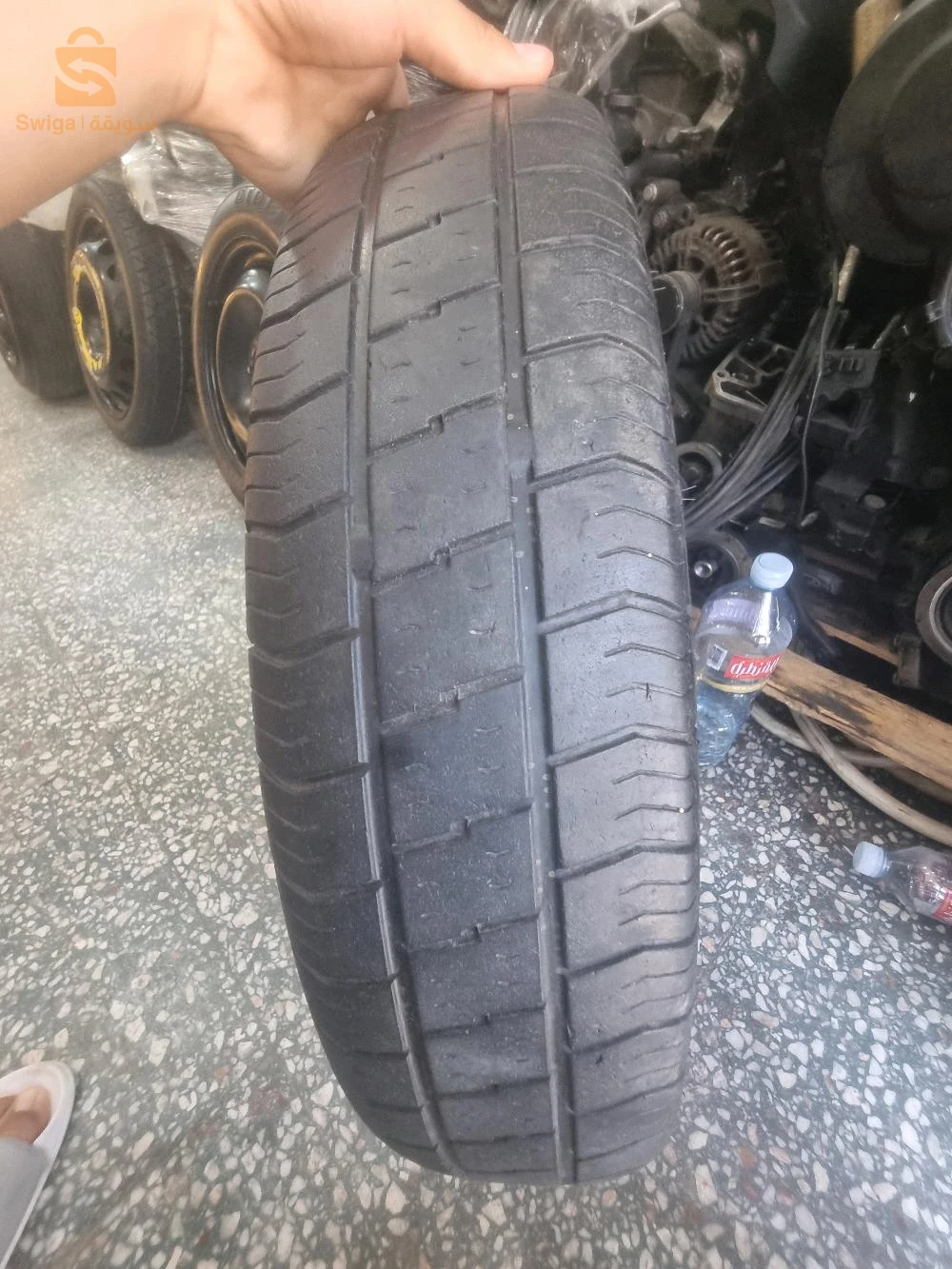بيع قطع غيار السيارات