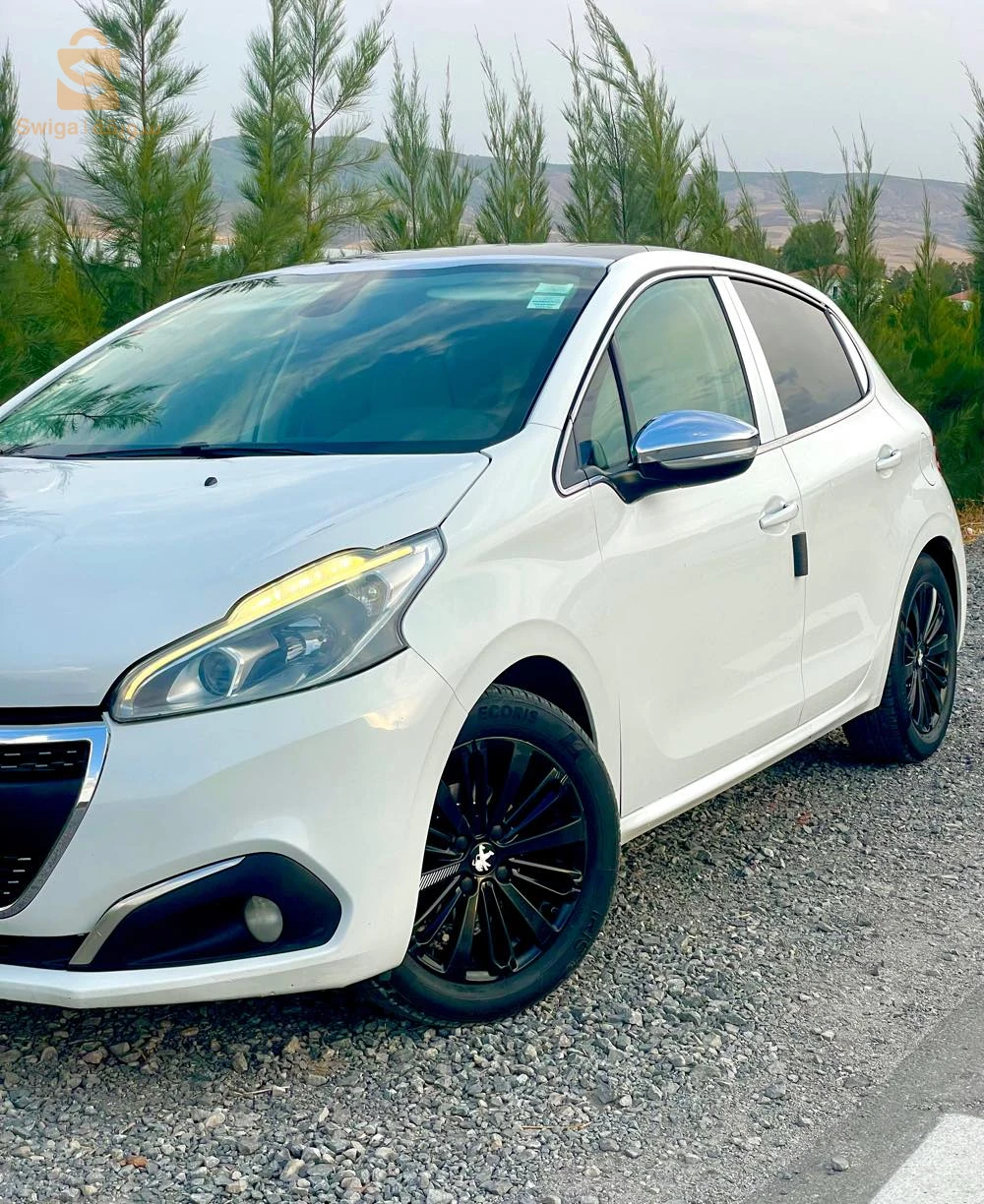 Peugeot 208 2015 MILA