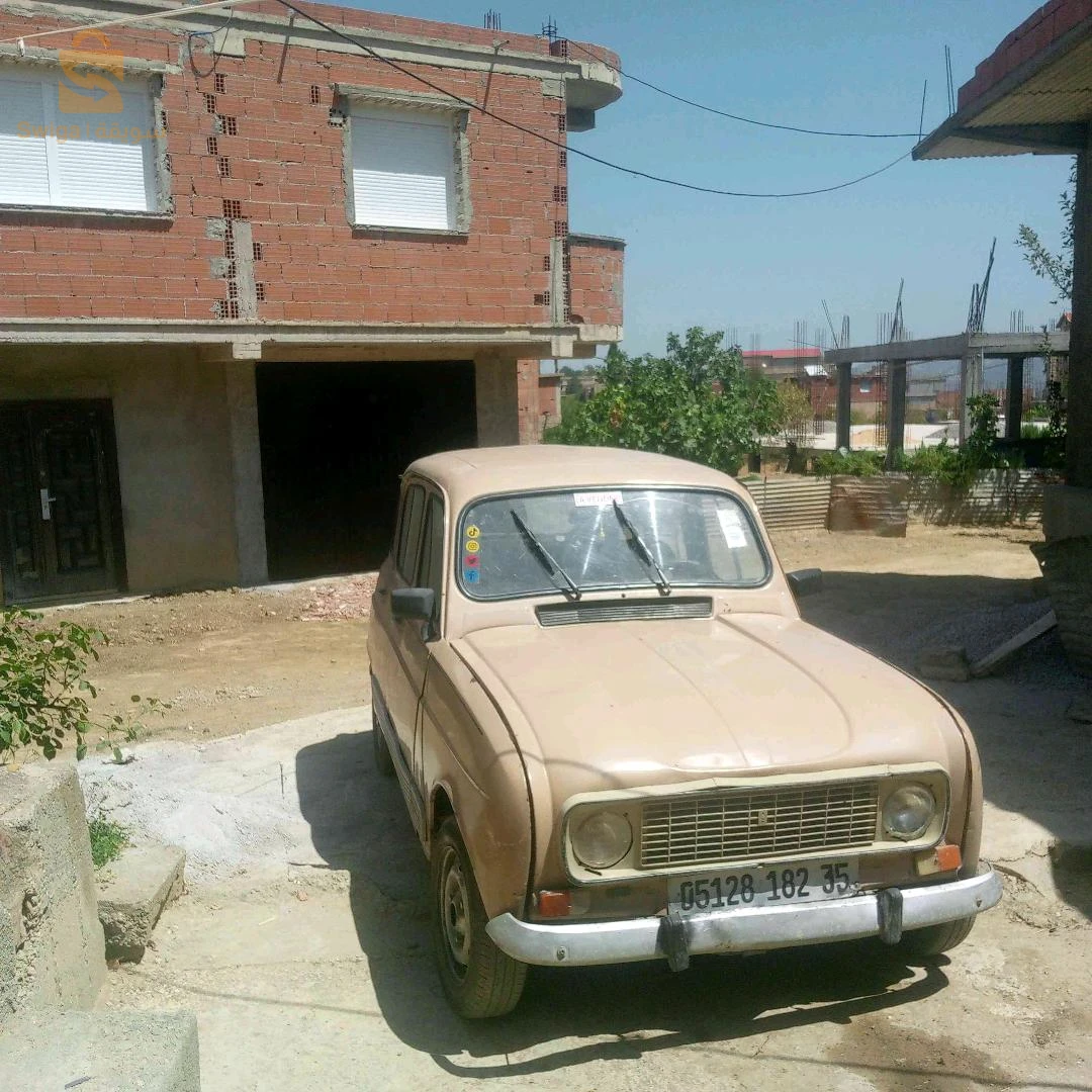 Renault R 4 1982 BOUMERDES