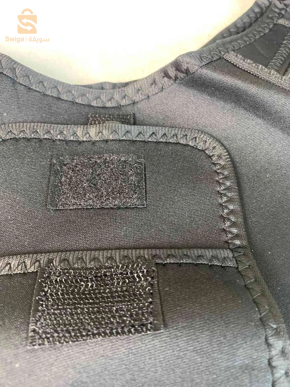 Gilet Support de téléphone pour sports unisex - سترة رياضية لحمل الهاتف للجنسين