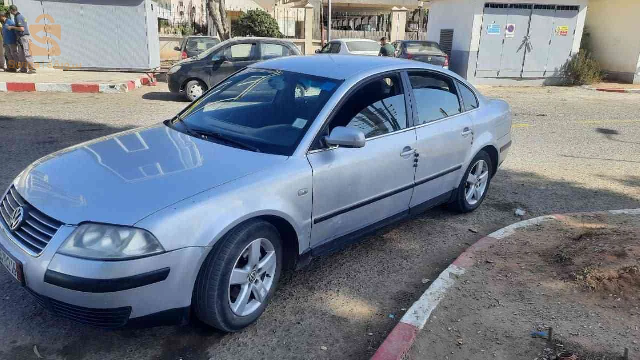 فولكس واجن Passat 2002 بسكرة