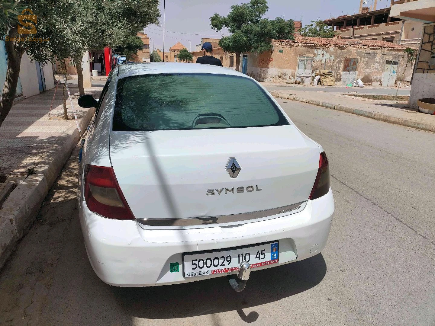 رينو SYMBOL 2010 النعامة