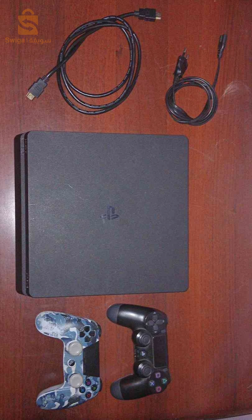 بيع جهاز PS4 Slim flachée