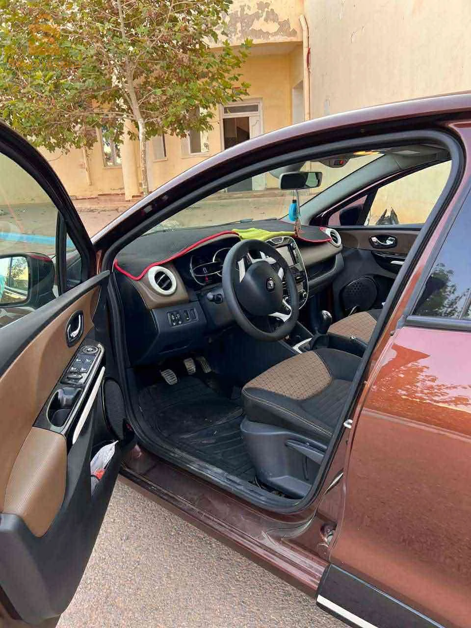 رينو Clio 4 2015 تيبازة