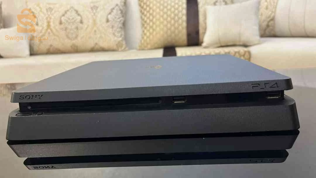 PS4 slim