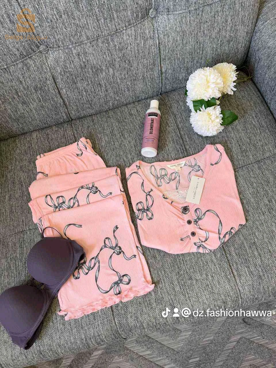 بيجامة laura ashley
قطن لاريور 
لمبرطاسيون
160الف للقطعة 
زوج ب 300الف
متوفر لموتيف و ليطاي
متوفر جملة و ديطاي