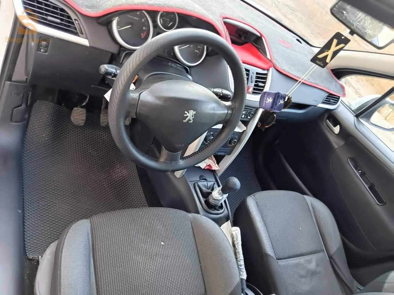 Peugeot 207 2012 MASCARA