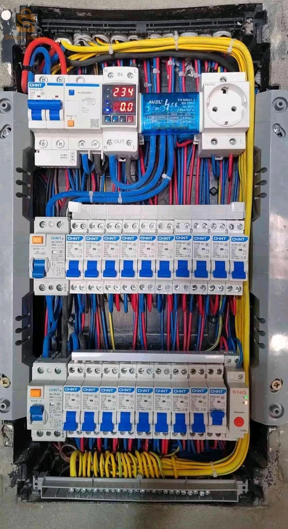 خدمات الصيانة  والكهرباء