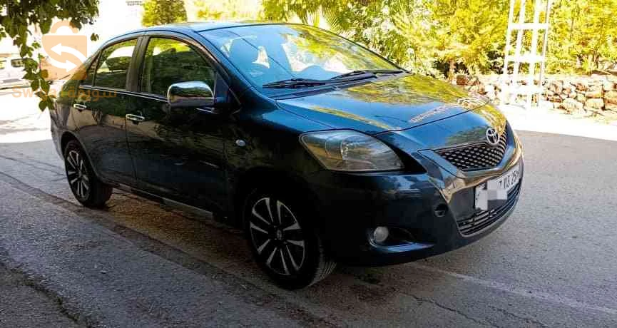 Toyota Yaris 2013 CONSTANTINE