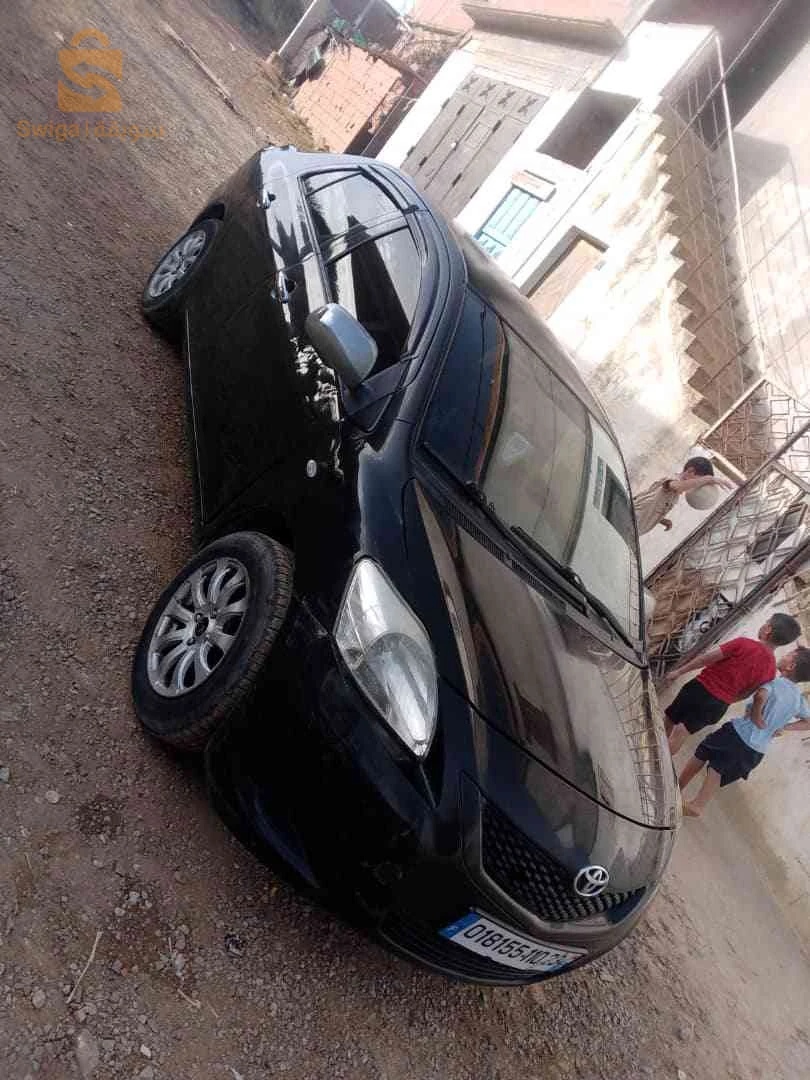 Toyota Yaris 2010 EL TARF
