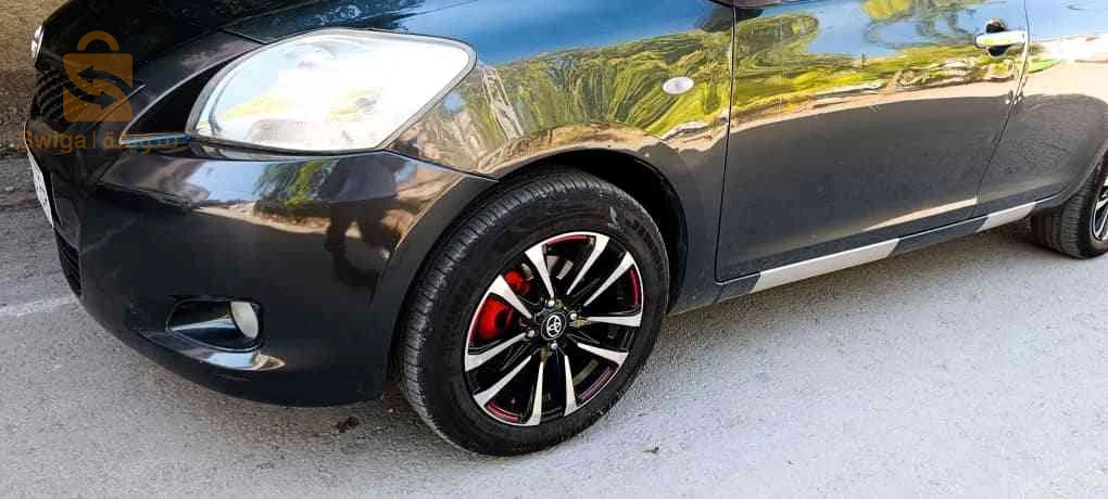 Toyota Yaris 2013 CONSTANTINE