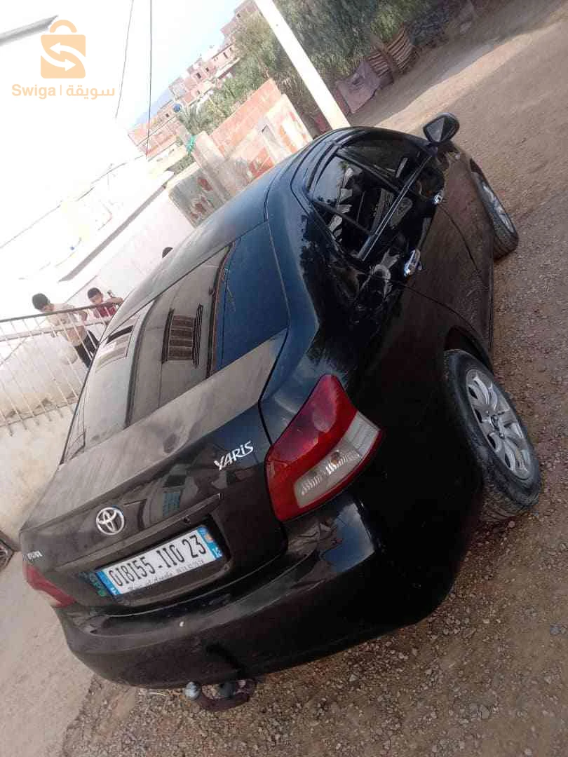 Toyota Yaris 2010 EL TARF