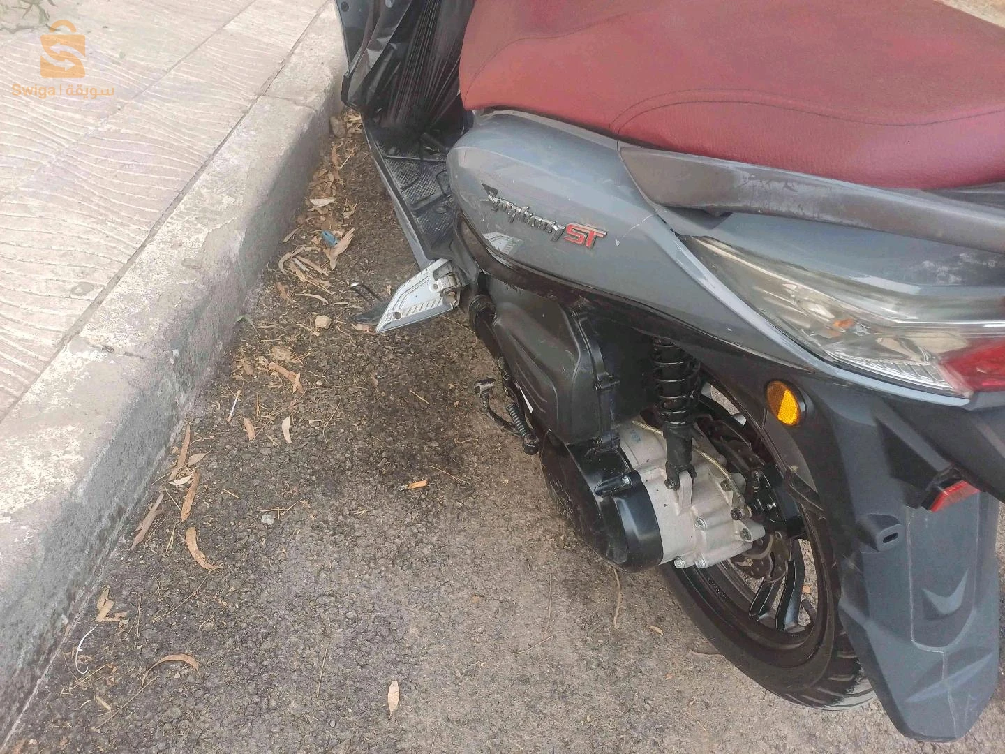 sym st 150 l.ans 2025 mach 8000 lita ta3 lkarinag 8.5/10 فيه تخباش خفيف