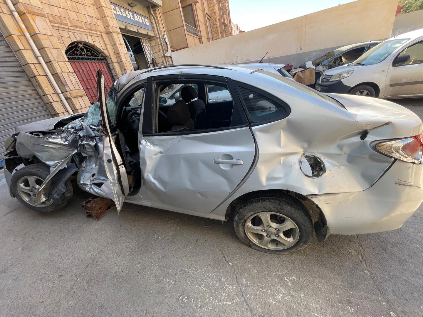 هونداي Elantra 2012 بجاية