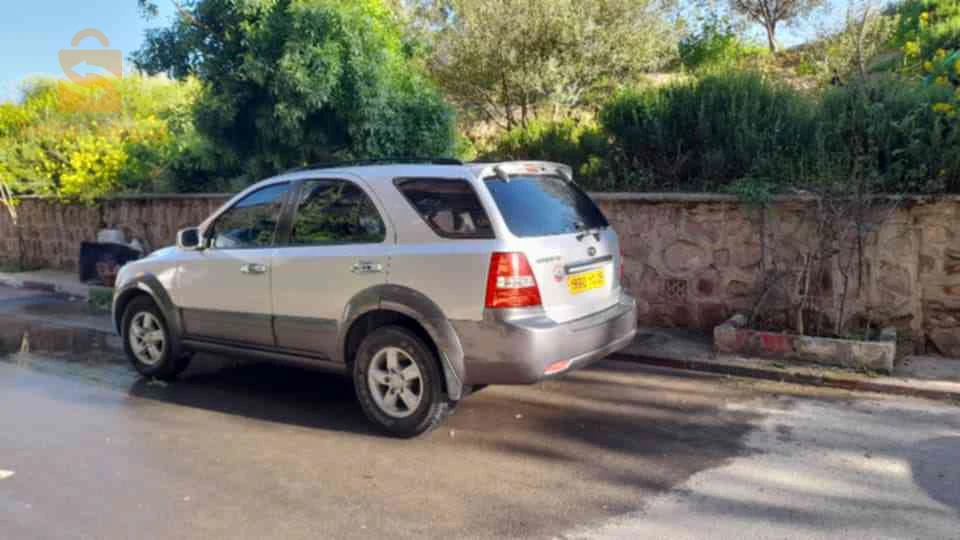 Kia Sorento 2010 MEDEA