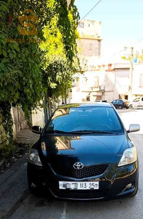 Toyota Yaris 2013 CONSTANTINE