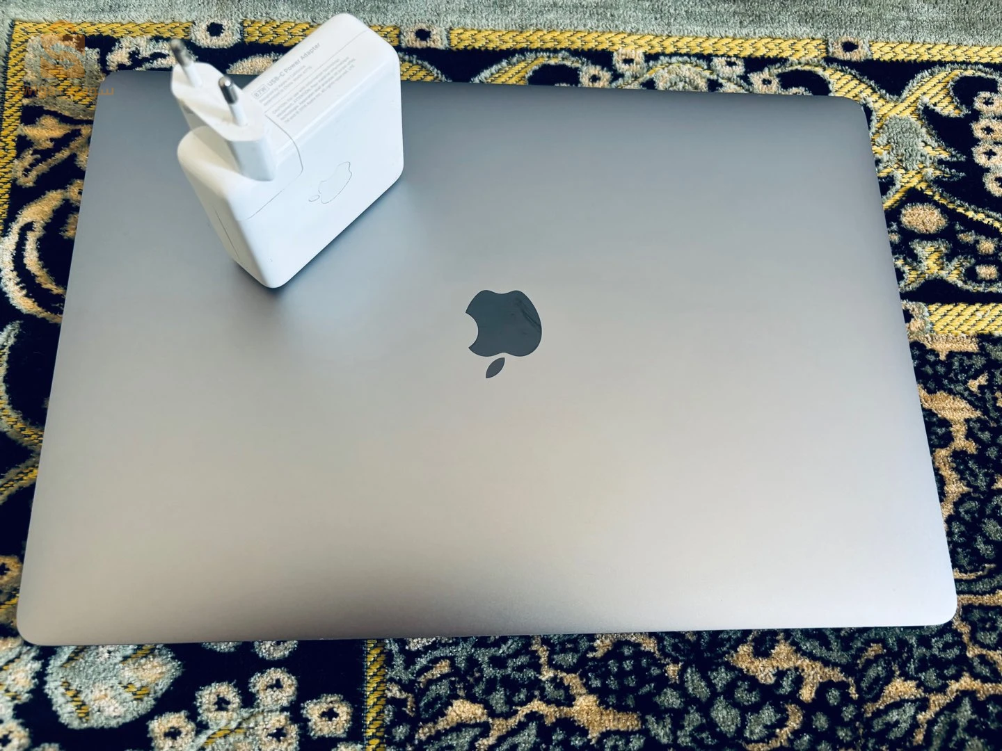 apple mac book 2017