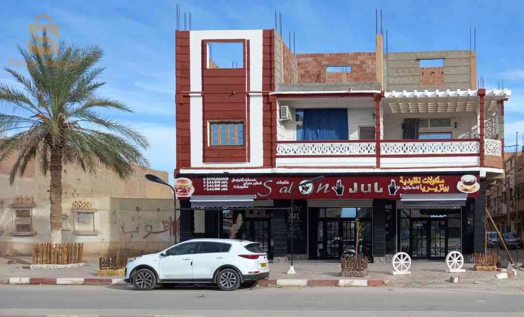 محلات + طابق اول للكراء
