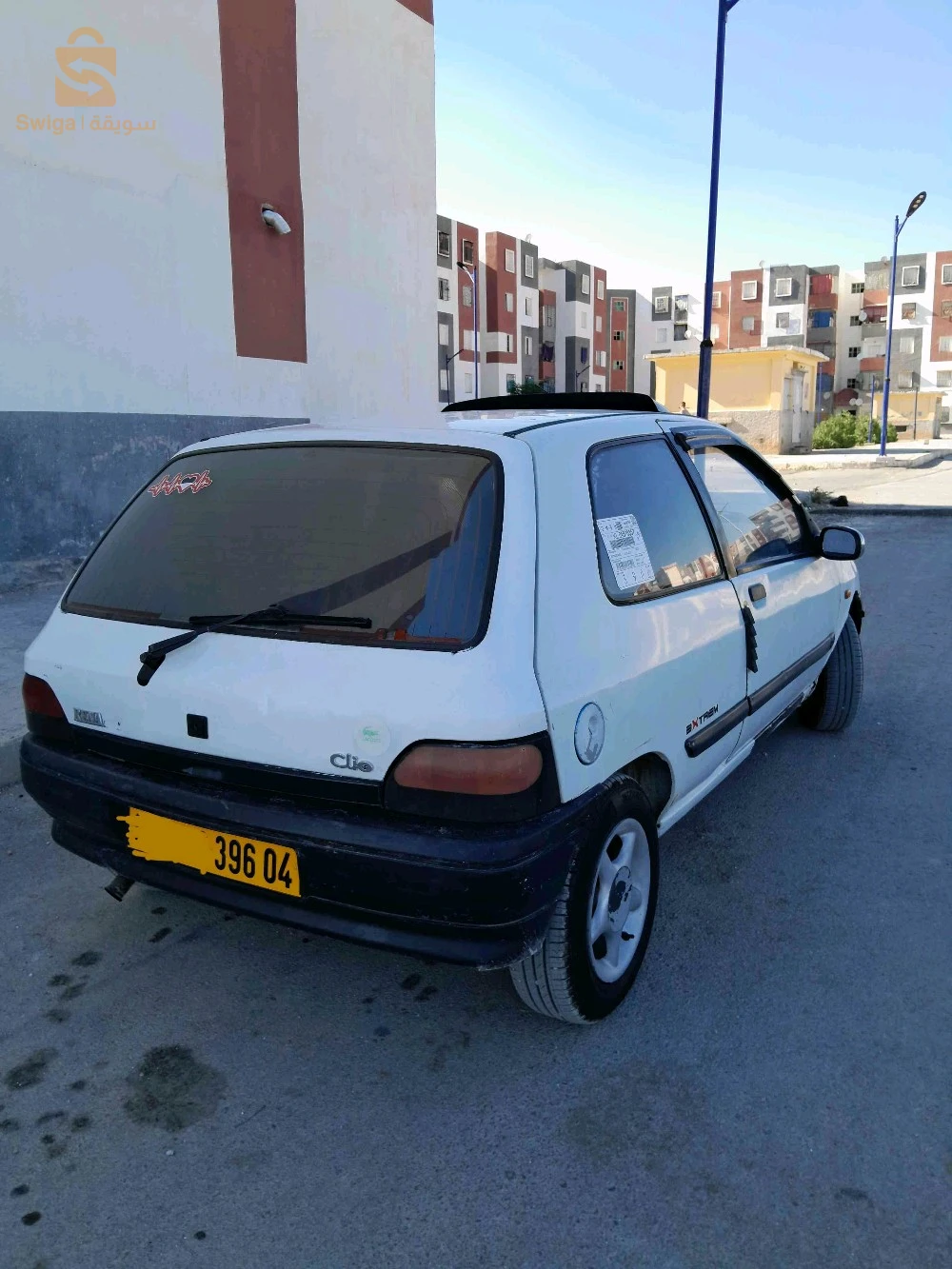 Renault Clio 1 OUM EL BOUAGHI