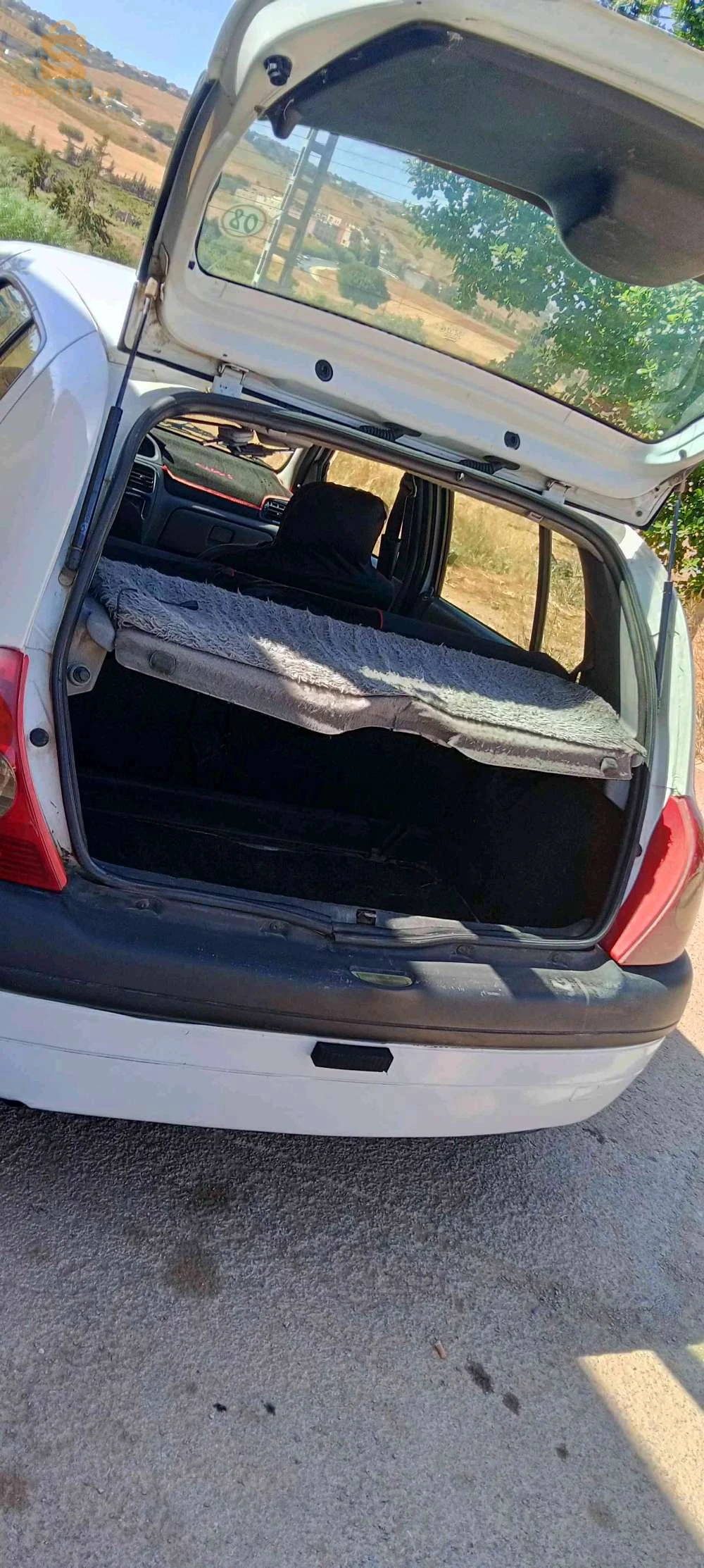 Renault Clio 2 2000 RELIZANE