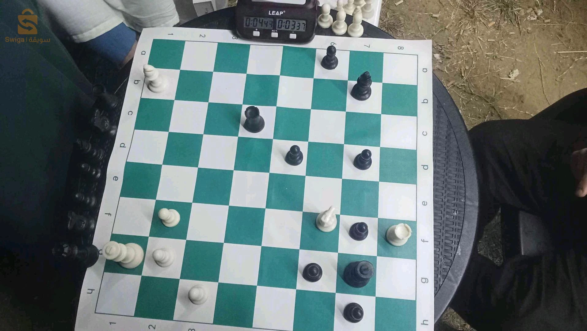 لمحبي رياضة الملوك 
رقعة شطرنج إحترافية 
مقاس حجم كبير بأبعاد 50سم×50سم 
Échiquier 
Chess board
