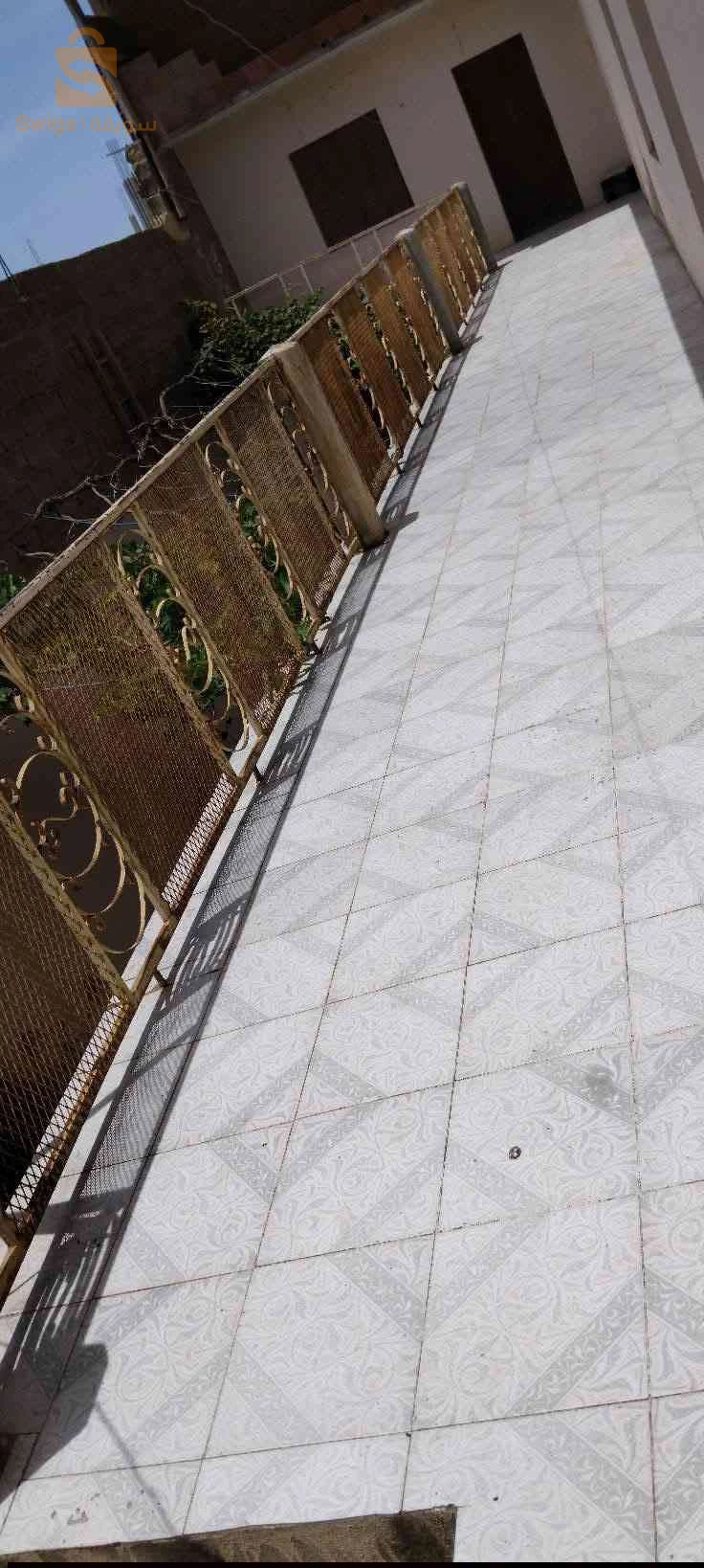 حوش للبيع في حي خرماشة(واد رهيو)
اكتي + ليفري دو فونصي
طابق ارضي+ طابق علوي+ سطح
مساحة اكثر من 400م²