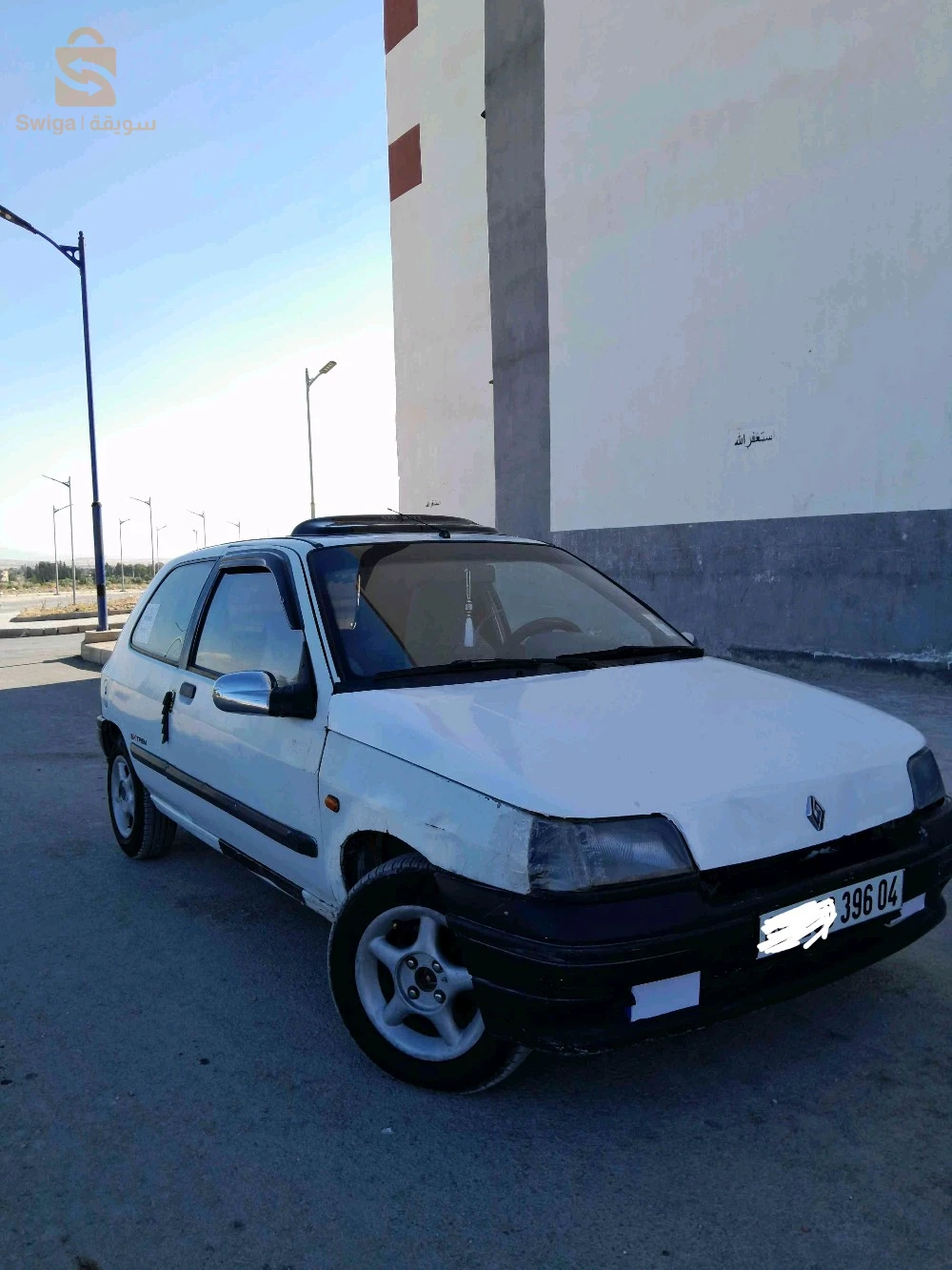 Renault Clio 1 OUM EL BOUAGHI